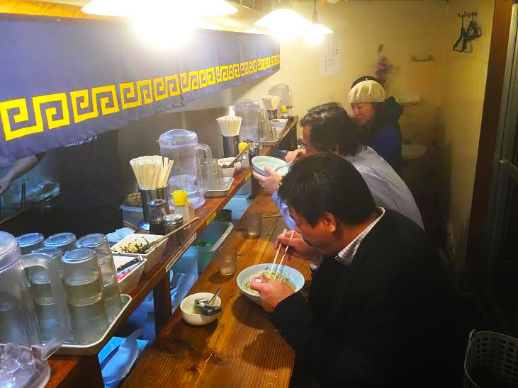 tokyo ramen customers